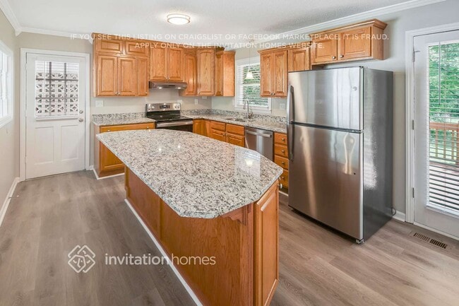 Foto del edificio - 2642 Hill Ln