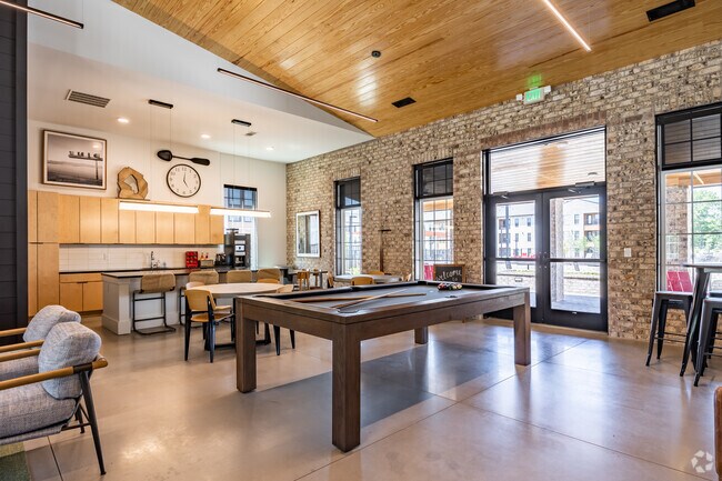 Casa club - Station 75 Apartments at McDonough