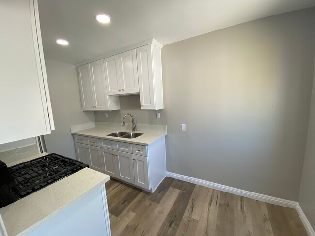 Foto del edificio - 3568 E 56th St