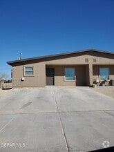 Building Photo - 9389 San Lorenzo Ave