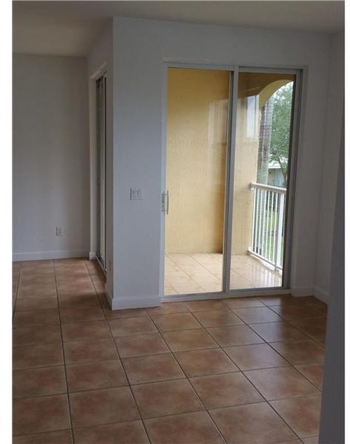 Building Photo - 4361 SW 160th Ave