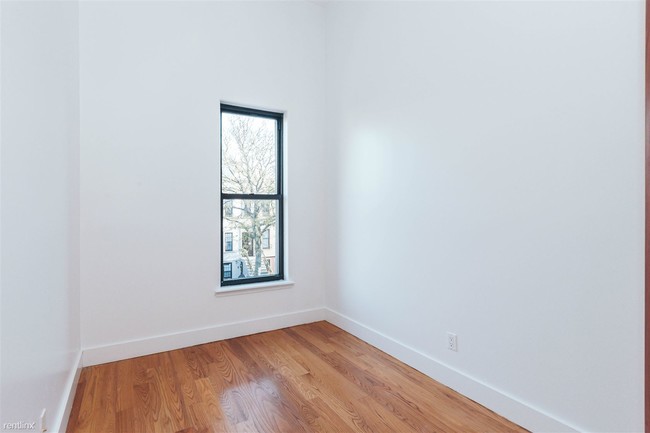 Building Photo - 3 br, 1 bath Apartment - 1213 Jefferson Ave