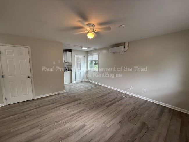 Building Photo - 1415 Comstock Ln