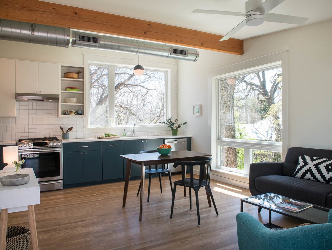 Foto principal - 4506 Avenue G