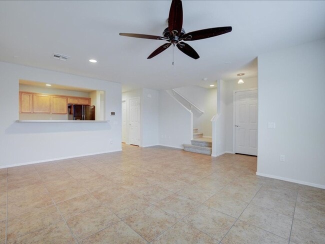 Foto del edificio - 2 Bedroom 2.5 Bathroom with community pool!