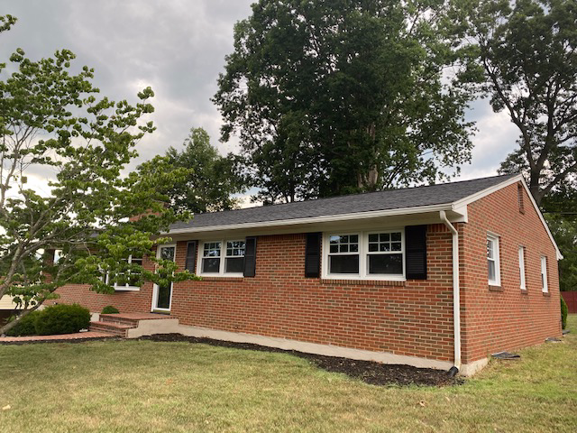 Building Photo - 432 Petty Ave