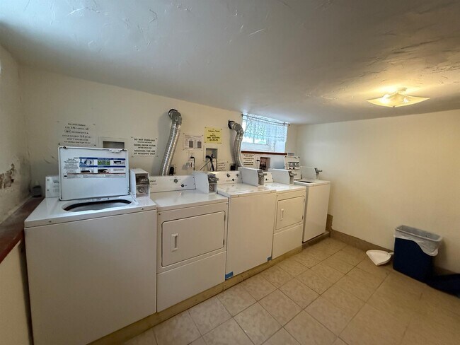 Foto del edificio - 15 Laurel St