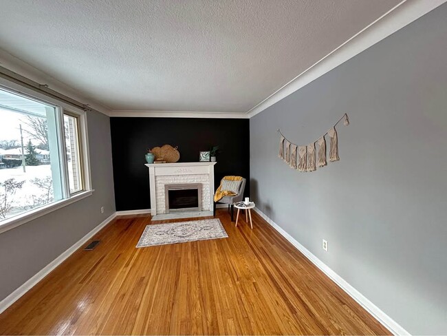 Photo du bâtiment - 78 Massey Crescent