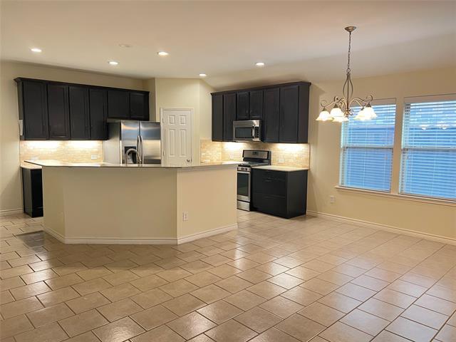 Building Photo - 1616 Bluebird Dr