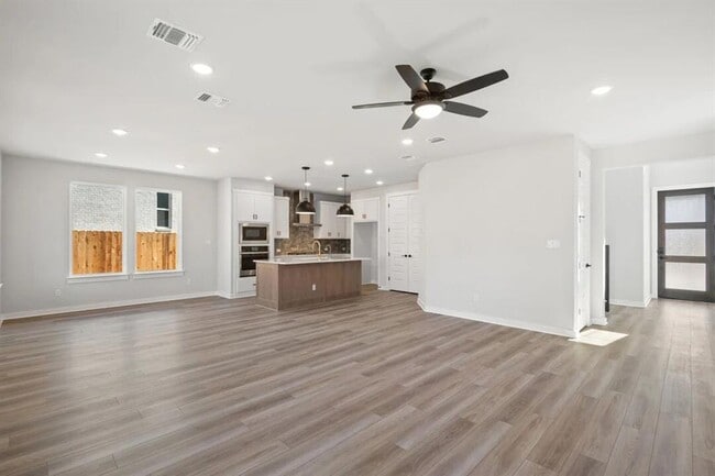 Building Photo - 356 Milkwood Ter