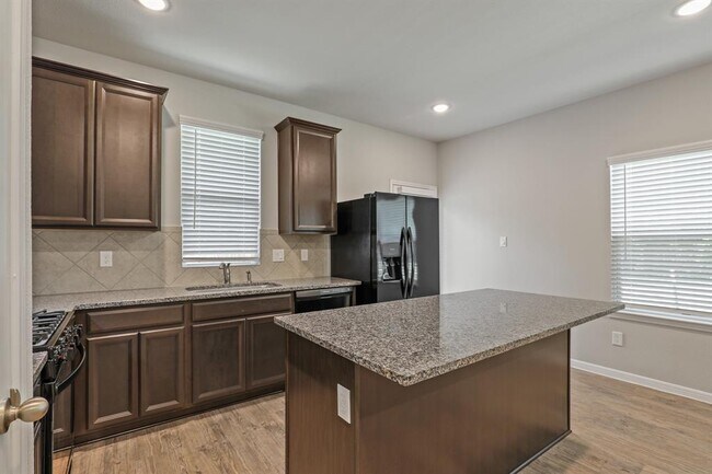 Building Photo - 13517 Axel Ln