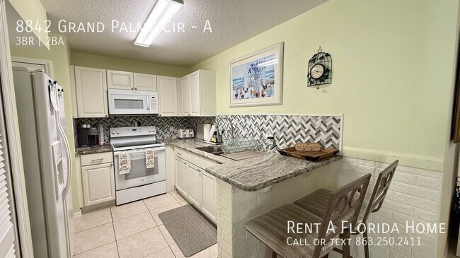 Foto del edificio - 8842 Grand Palms Cir