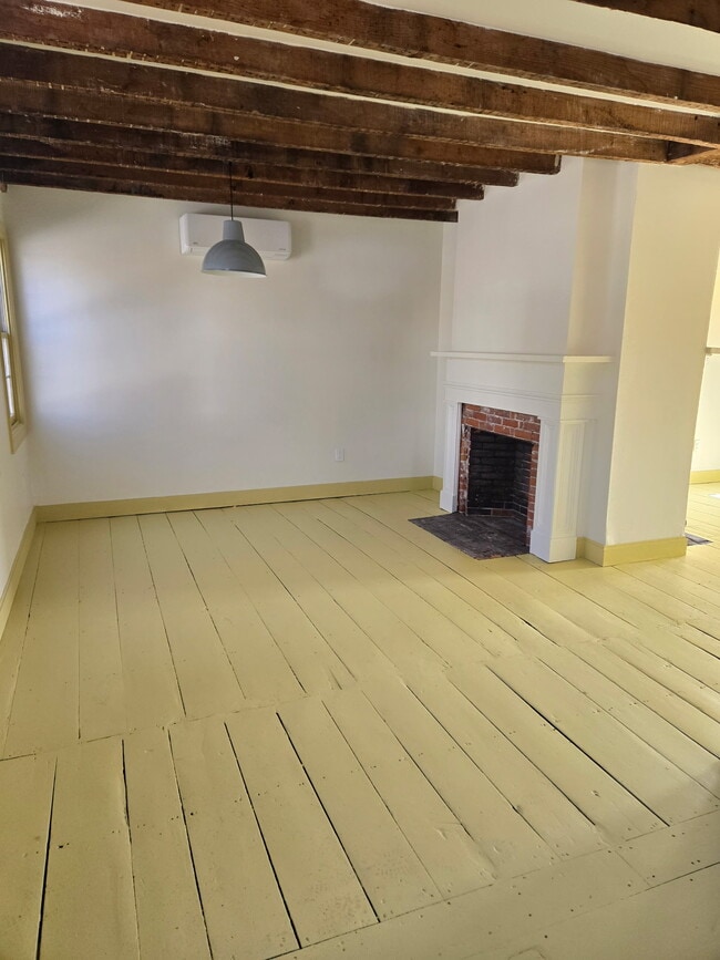 Foto del edificio - 5 Oil Mill Ln