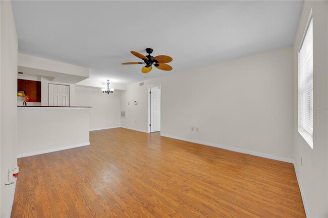 Foto del edificio - 3012 Parkway Blvd
