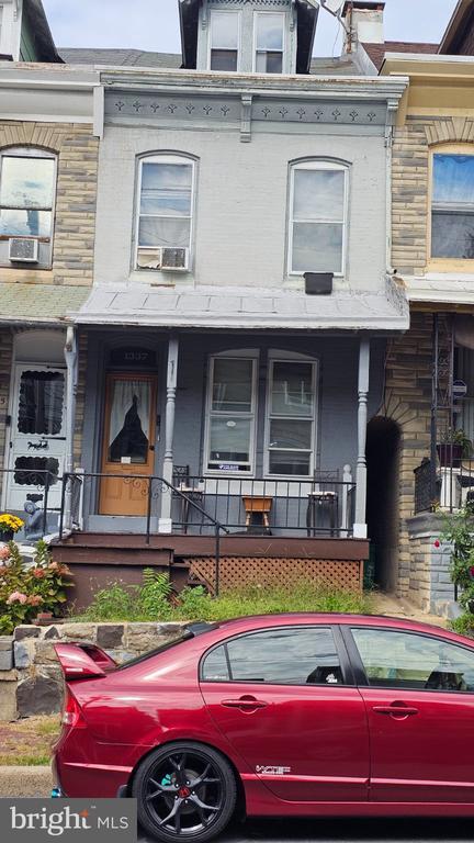 Building Photo - 1337 Muhlenberg St