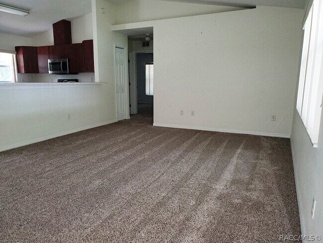 Foto del edificio - 3880 E Byrd St