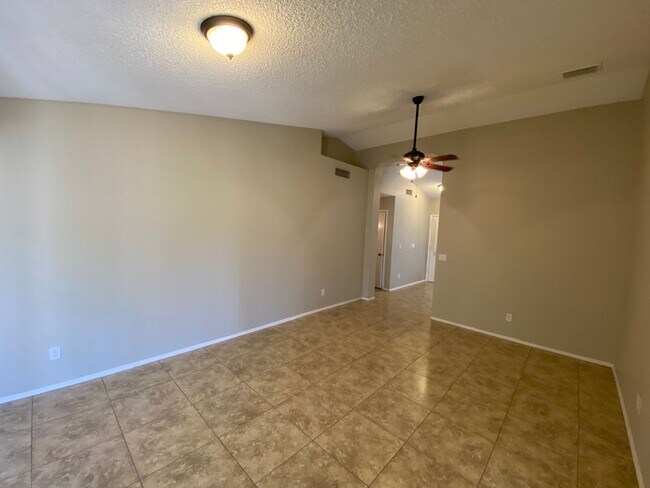 Building Photo - 6526 N 69th Dr