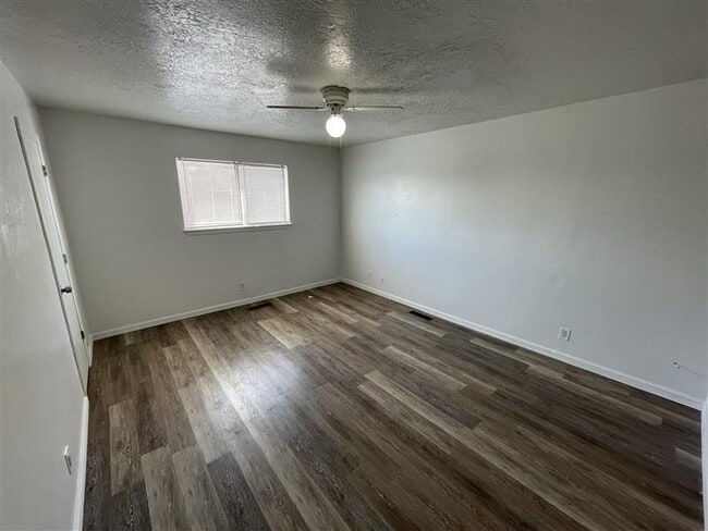 Foto del edificio - 3505 Lafayette Dr NE