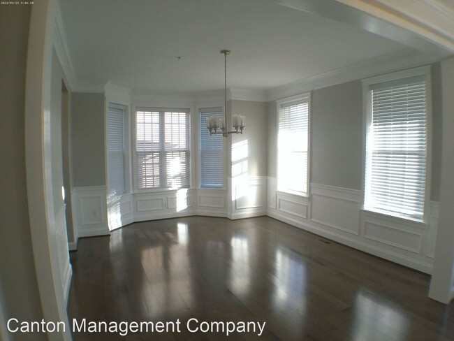 Building Photo - 5 br, 4.5 bath House - 1054 Collier Run Rd.