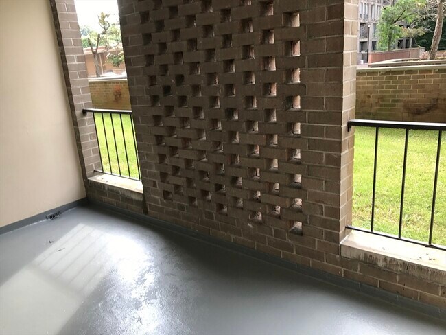 Foto del edificio - 33 Pond Ave