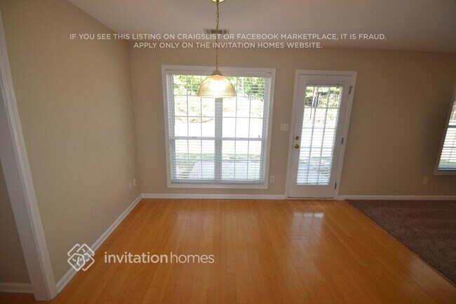 Building Photo - 935 Oak Bluff Ct