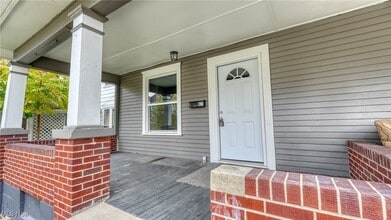 Building Photo - 823 Beatty Ave