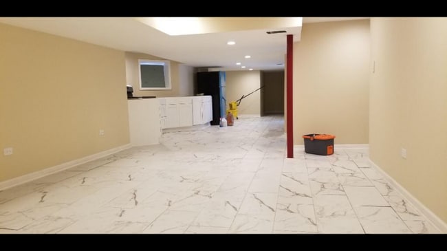 Photo - 6015 N Claremont Ave Apartment