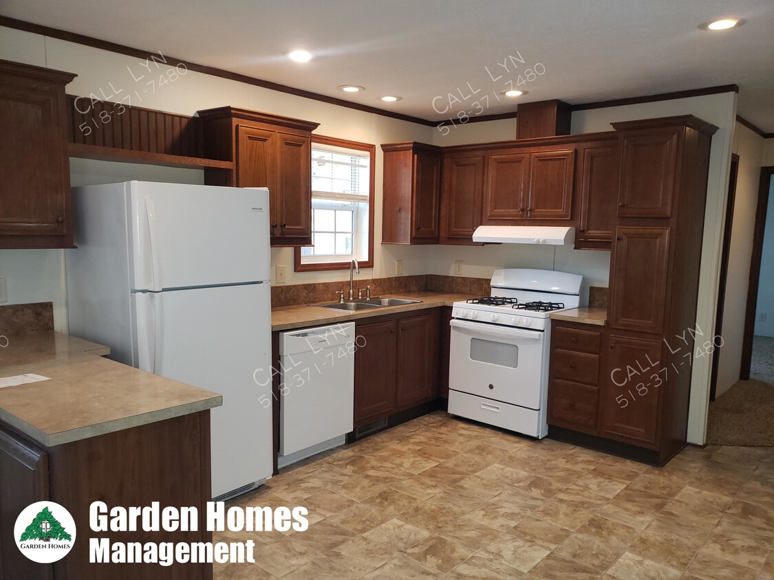 45 Halfmoon Cir, Halfmoon, NY 12065 House Rental in Halfmoon, NY