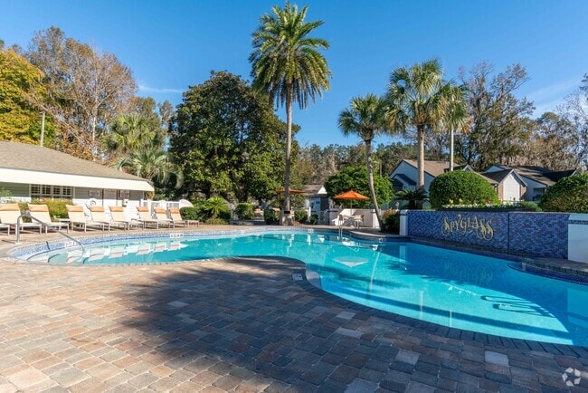 Spyglass Apartments - Spyglass Apartments