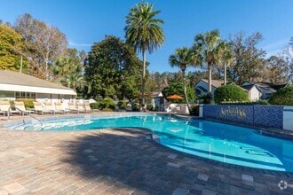 Building Photo - Spyglass Apartments