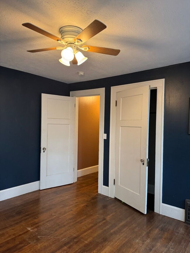 Foto del edificio - 713 S Market Ave