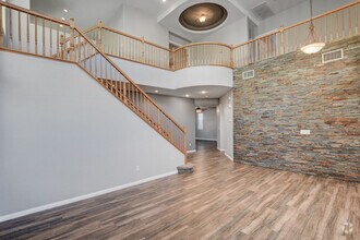 Building Photo - 5643 Almocita Ct