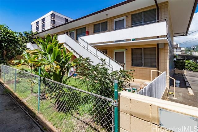 Foto del edificio - 1418 Liholiho St