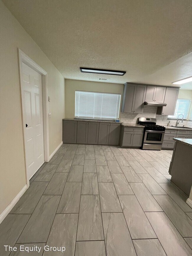 Foto del edificio - 3 br, 2 bath House - 1524 N Thomas Court