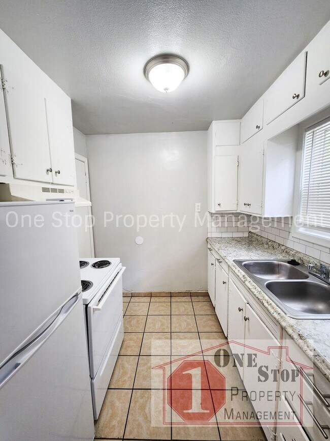 Building Photo - Cute 2-bedroom, 1-bathroom in Independence!
