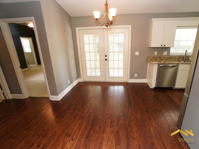 Foto del edificio - 4665 SE 58th Pl
