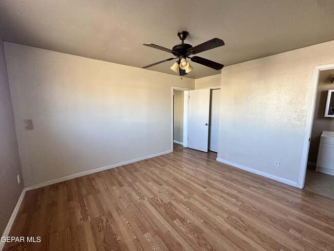 Foto del edificio - 7224 Dale Rd