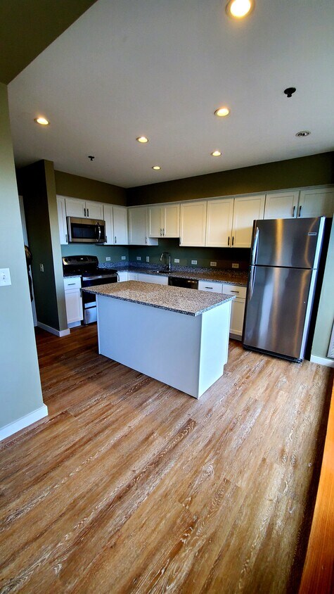 Foto principal - 533 Commonwealth Ave