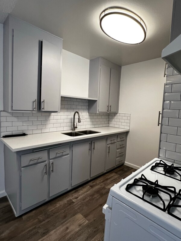 Foto del edificio - 5329 Ruby St