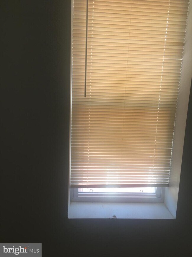 Building Photo - 2012 N 19th St