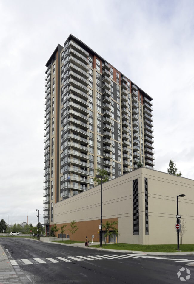 Blu Rivage Condos