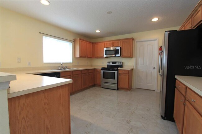 Building Photo - 3907 Golden Finch Way
