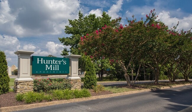 Building Photo - Hunter's Mill Apartments