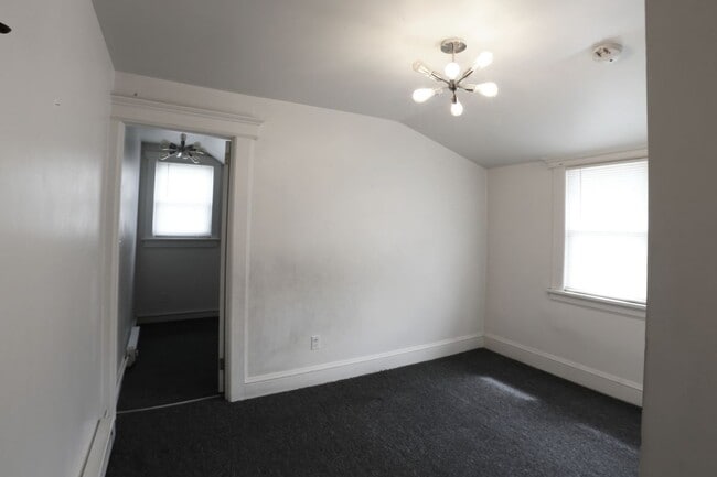 Building Photo - 193 Lafayette Ave