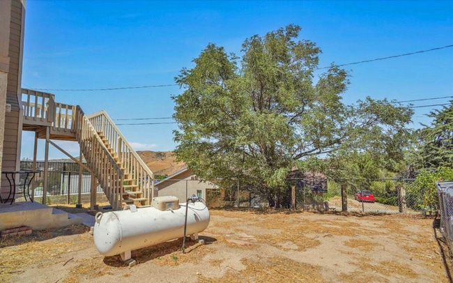 Foto del edificio - 14849 Ripton Rd