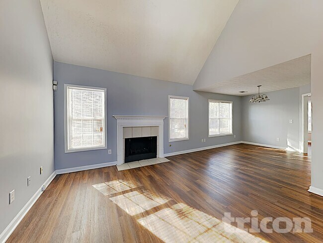 Foto del edificio - 1195 Misty Meadows Way