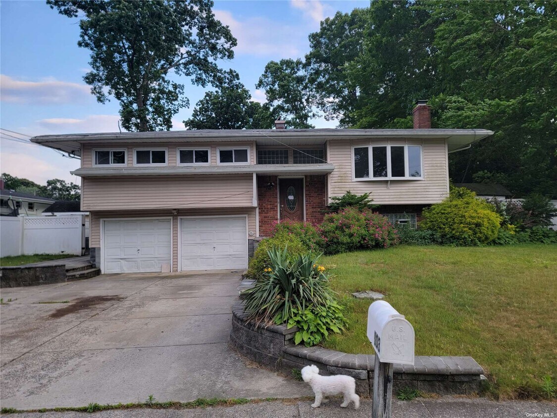 Primary Photo - 103 Jacqueline Ln