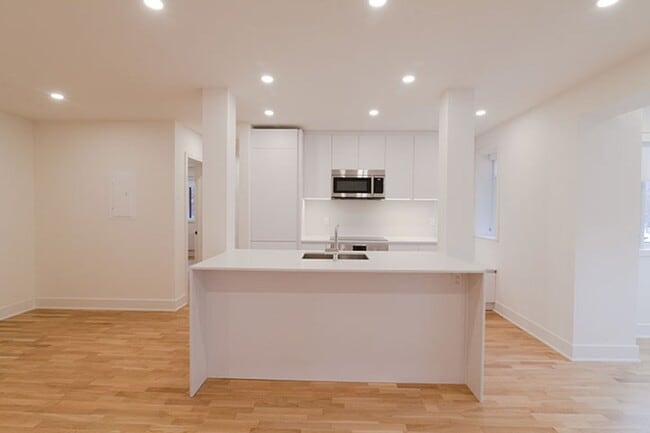 Photo du bâtiment - 3185 Av. Van Horne