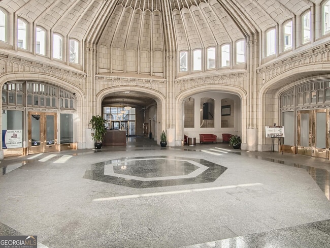 Building Photo - 57 Forsyth St NW