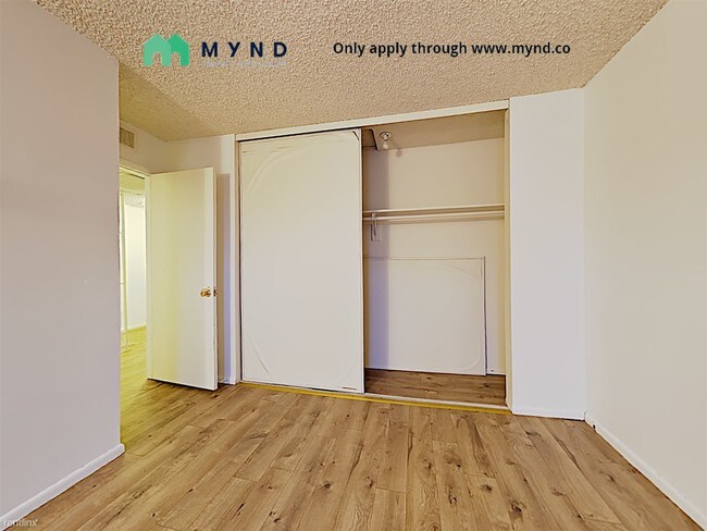 Foto del edificio - 2 br, 1.5 bath Townhome - 453 Smithridge Park